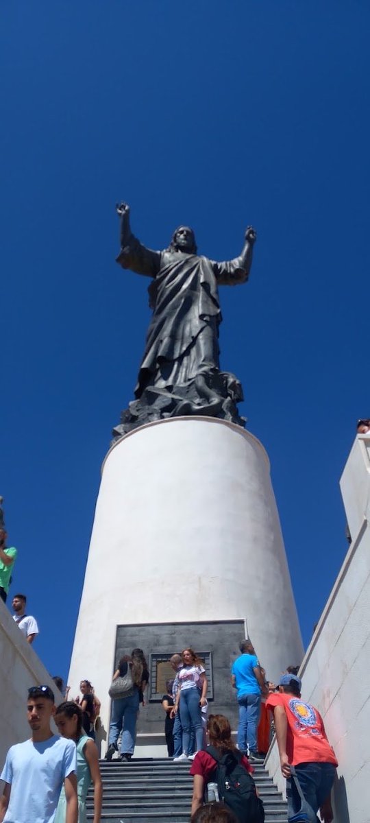 LvntChristians's tweet photo. ✝️🇸🇾 The second-largest statue of Jesus Christ in the world is located in Saidnaya. 

On Cherubim Mountain stands the largest statue of Jesus Christ in the Middle East, reaching a height of 12.3 meters

Saidnaya is a Christian majority city in Syria, keep them in your prayers. https://t.co/CVwTYYsaph