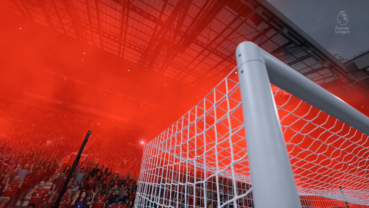 fcsupersub's tweet photo. Di #FC27 EA menambahka effect smoke pada penonton untuk beberapa clubs. Contohnya di stadion Old Trafford. https://t.co/huaX96Bezz