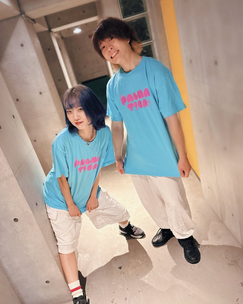 palma_tica's tweet photo. cool🐦‍⬛✖️🤍
cute🩵✖️🌸

新作のバンドT👕普段着にもできるデザインでかわちぃね

どっちが着たい👀✨？ https://t.co/TycAT77xvq