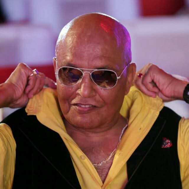 RakeshsinghMlc's tweet photo. हमारे अग्रज व पूर्व न्यायाधीश, उच्च न्यायालय श्री 
अश्विनी कुमार सिंह "अश्विनी दादा " की लम्बी बिमारी चलते आज निधन की अत्यंत दुःखद समाचार प्राप्त हुई। 
उनका स्नेह,आशीर्वाद सदैव मुझे मिला। उनका निधन हमारे लिए अपूरणीय क्षति है।
ईश्वर दिवंगत आत्मा को अपने श्रीचरणों में स्थान दें। https://t.co/m8lUtJv73R