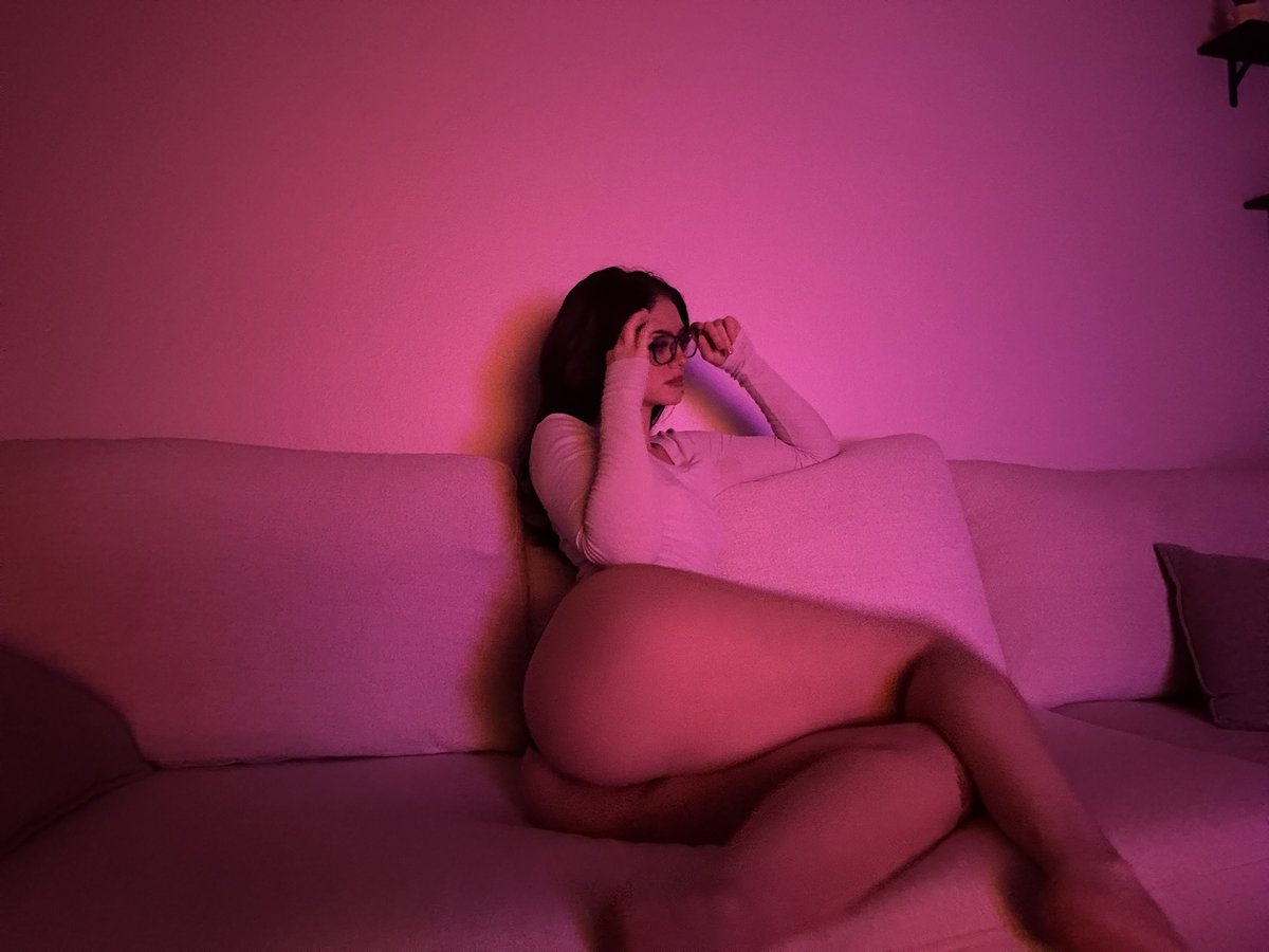 v_alyssax's tweet photo. 🍑x2 https://t.co/DZnke9iveg