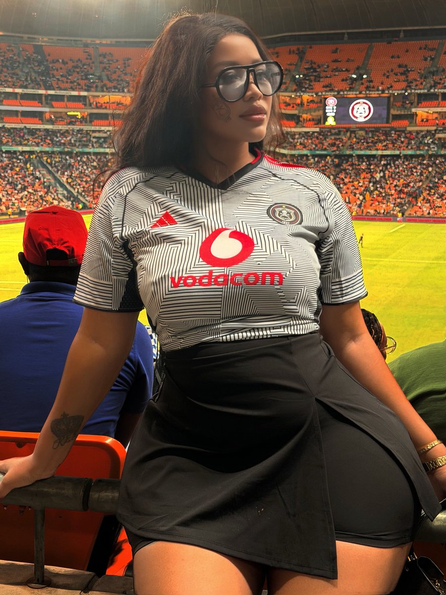 QueenKay_247's tweet photo. Insta : Phumi_anderson https://t.co/N5ishy7pTd