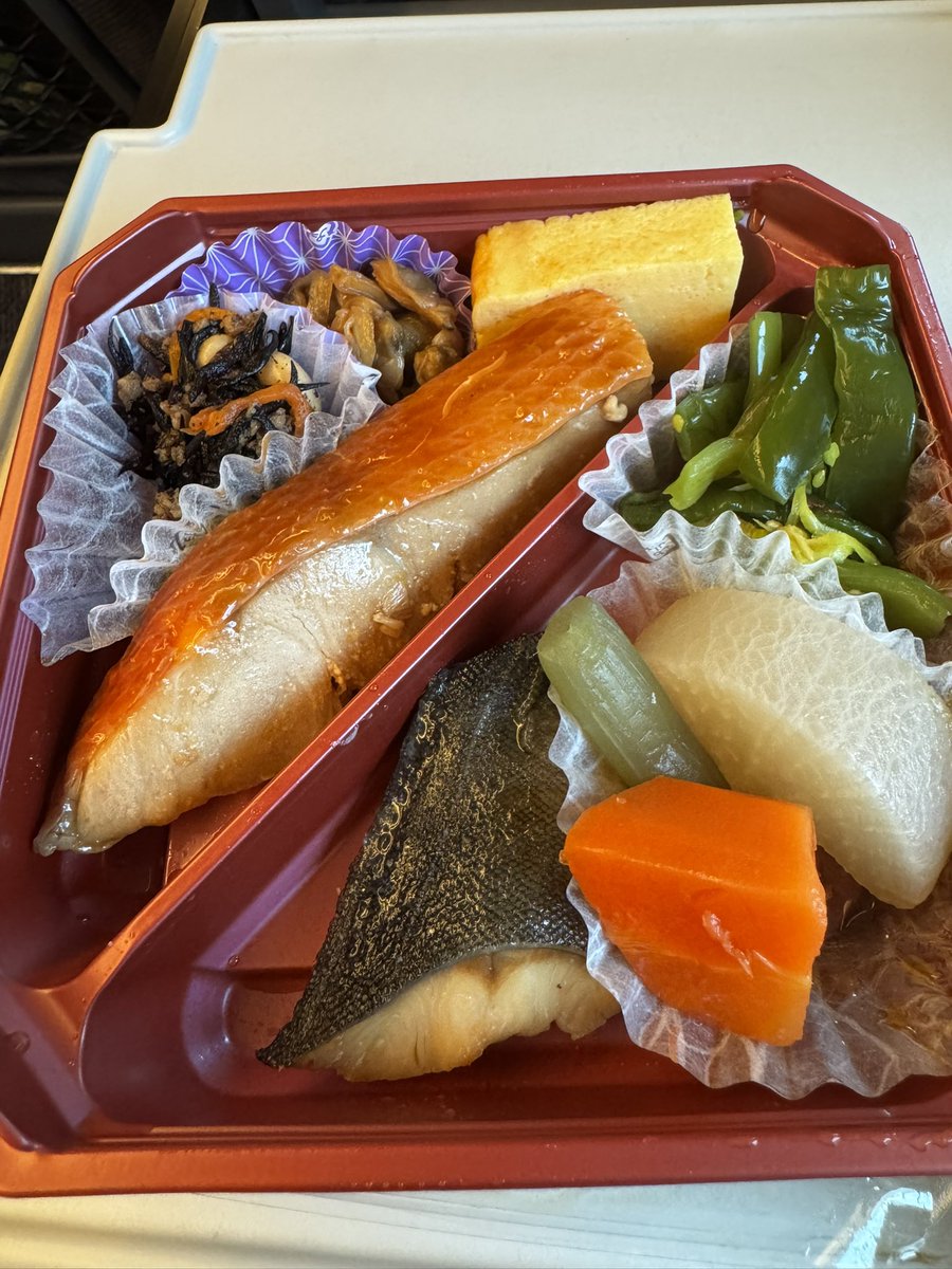 sgnmochiko's tweet photo. 乗車したら美味快適😋 https://t.co/RUpx1YoZgJ