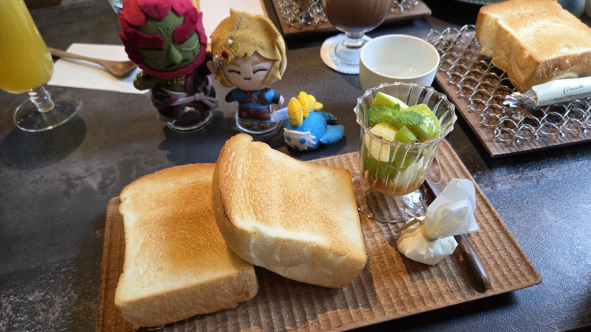 minominoe04's tweet photo. 四處吃吃喝喝😋😋😋 https://t.co/5JaNQB7zL9