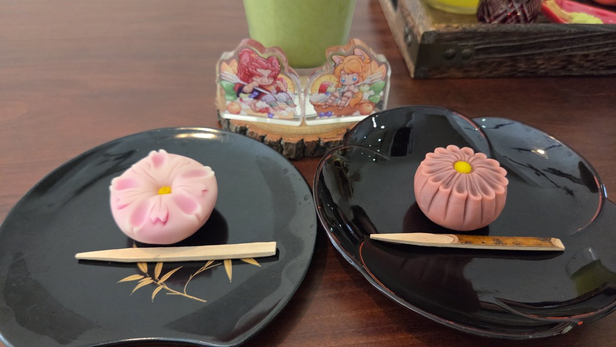 minominoe04's tweet photo. 四處吃吃喝喝😋😋😋 https://t.co/5JaNQB7zL9