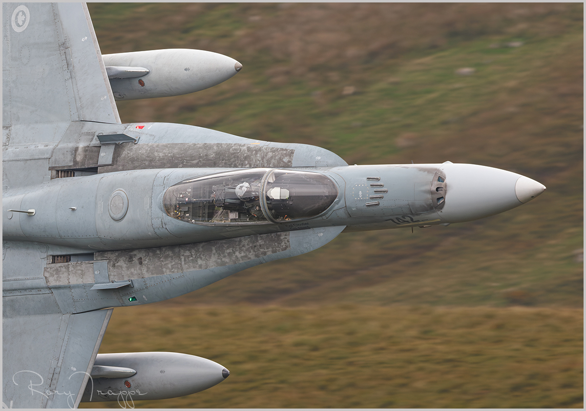 RoryTrappe's tweet photo. I went low and so were they. Great combination. #RCAF #canada https://t.co/Owf4y3L6oW
