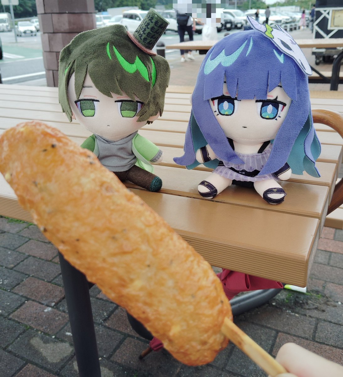 pikapakapuchino's tweet photo. ぬいんとりさん、ぬiemonさん、しそチーズだよ。
しそチーズ、美味しかったよ。😎😎
#メメ旅
#iemon https://t.co/HTMoliu0CM