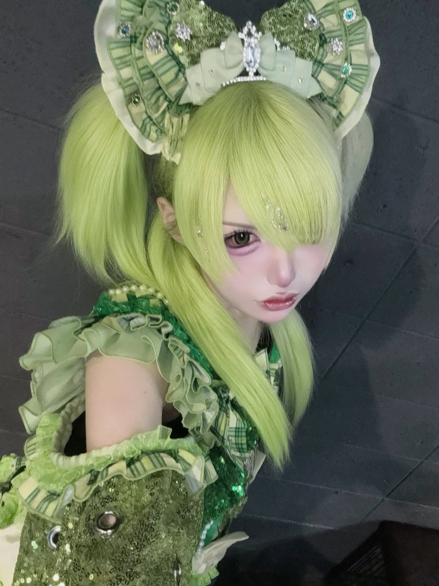 MSYH_NEON_GREEN's tweet photo. https://t.co/HQJjmIFuBo