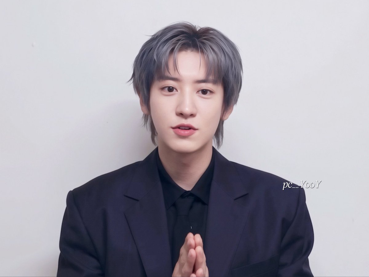 pc__YooY's tweet photo. new hair color🩶
#CHANYEOL #찬열 #チャンヨル
#CHANYEOL_TABl #CHANYEOL_旅 https://t.co/xJQrkKt60g
