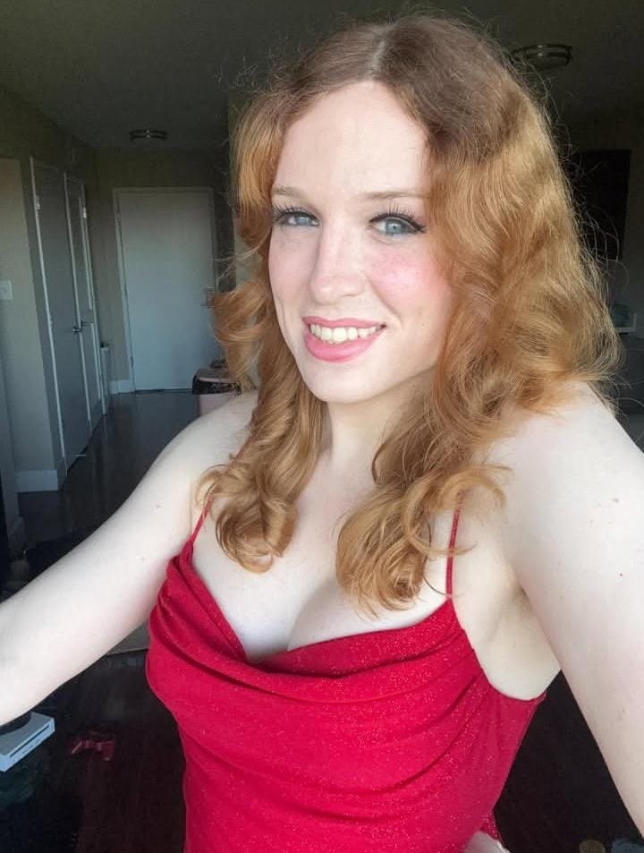 Ericavoss23's tweet photo. Are you open to dating a trans woman? 🏳️‍⚧️ https://t.co/Ec1e2MNyRA https://t.co/Ybq8D3IBBr