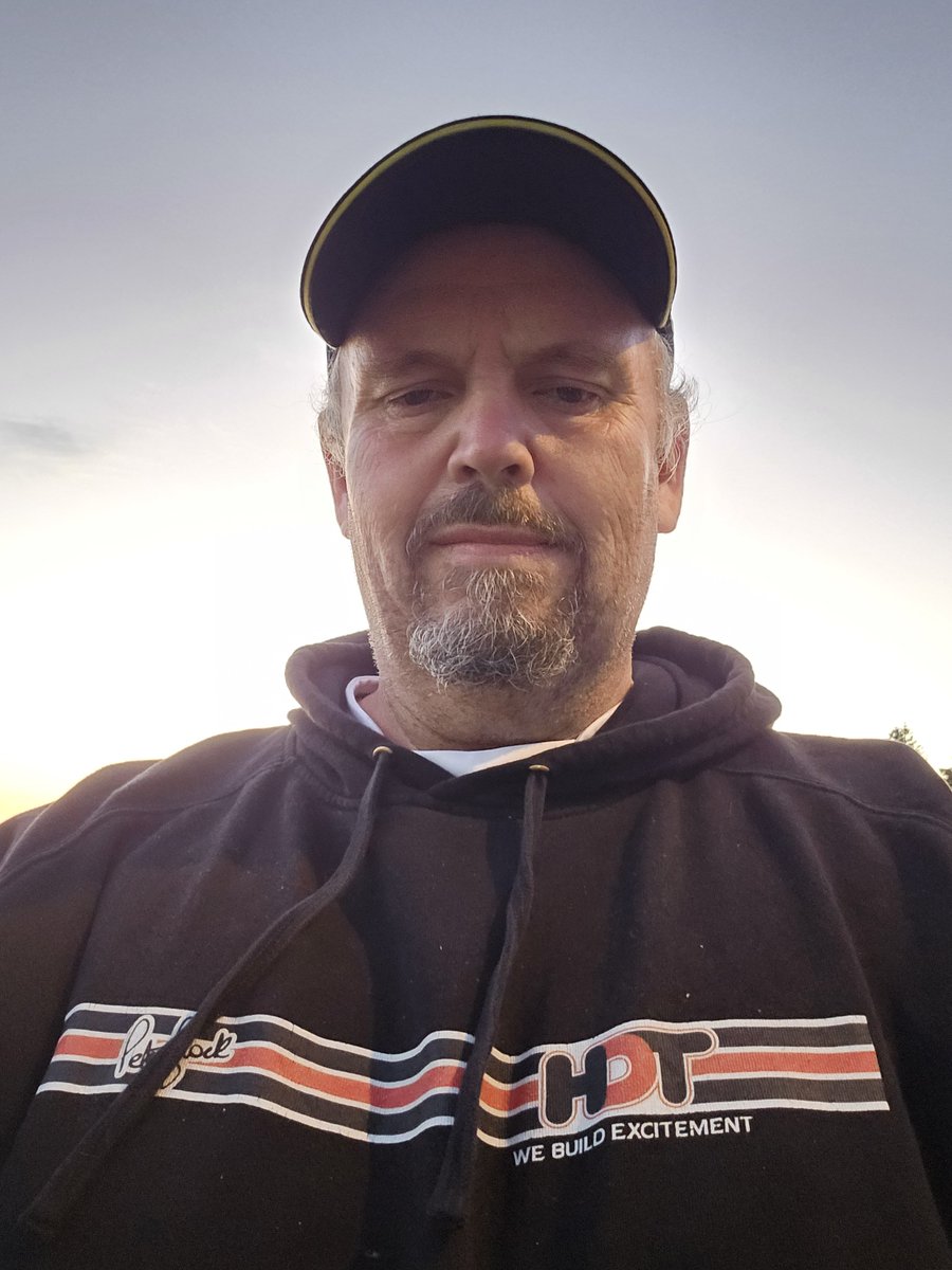 MattFitzge93340's tweet photo. Hello https://t.co/Y4N4ZcSY8r