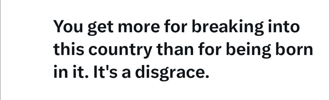 SaxtonJess43076's tweet photo. Nigel Farage 
Spot on again! https://t.co/V2BxHc50BX