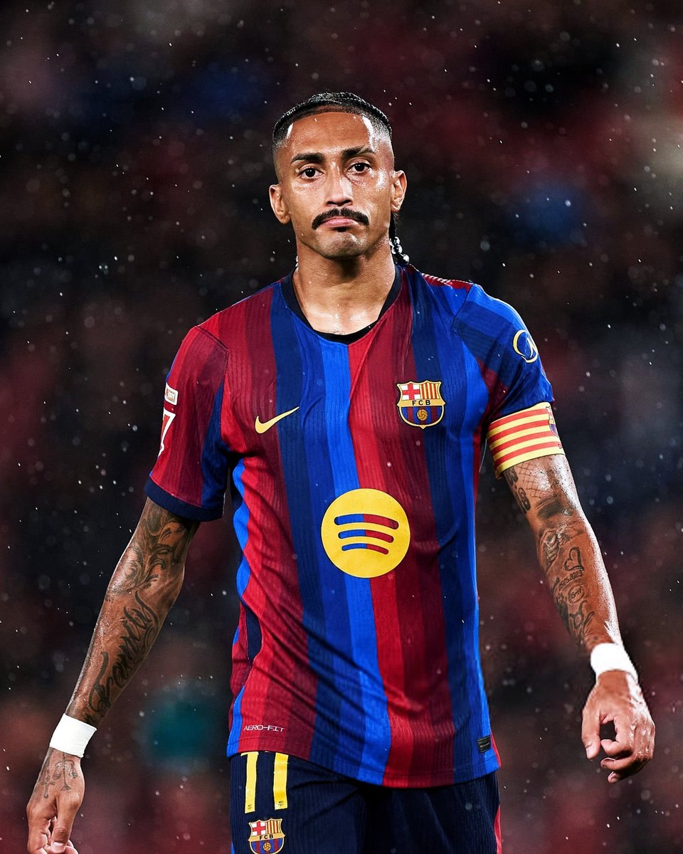 VibesFoot's tweet photo. 🗣️ Raphinha 🇧🇷 : « 𝗝𝗘 𝗡𝗘 𝗖𝗢𝗠𝗣𝗥𝗘𝗡𝗗𝗦 𝗣𝗔𝗦 𝗖𝗘 𝗤𝗨𝗘 𝗟'𝗔𝗧𝗟𝗘́𝗧𝗜𝗖𝗢 𝗔 𝗙𝗔𝗜𝗧 𝗔̀ 𝗝𝗨𝗟𝗜𝗔𝗡. 🥶❌

Il a clairement dit 𝗤𝗨'𝗜𝗟 𝗩𝗢𝗨𝗟𝗔𝗜𝗧 𝗣𝗔𝗥𝗧𝗜𝗥 𝗘𝗧 𝗡𝗢𝗨𝗦 𝗥𝗘𝗝𝗢𝗜𝗡𝗗𝗥𝗘 𝗜𝗖𝗜. » 👀💙❤️ https://t.co/EokPu4PJmj
