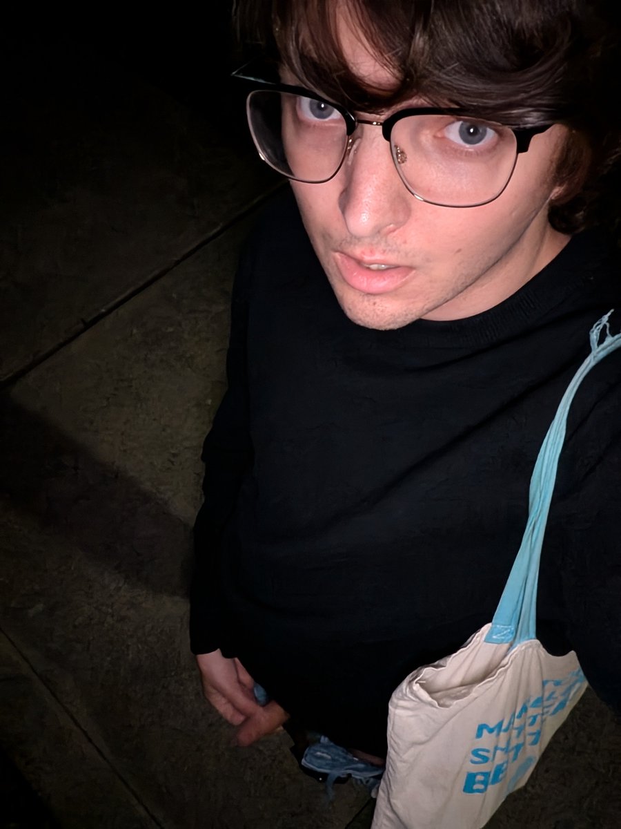 tinycocktwink's tweet photo. nighttime is when the fun happens 🤭 https://t.co/XPkXjknGfg
