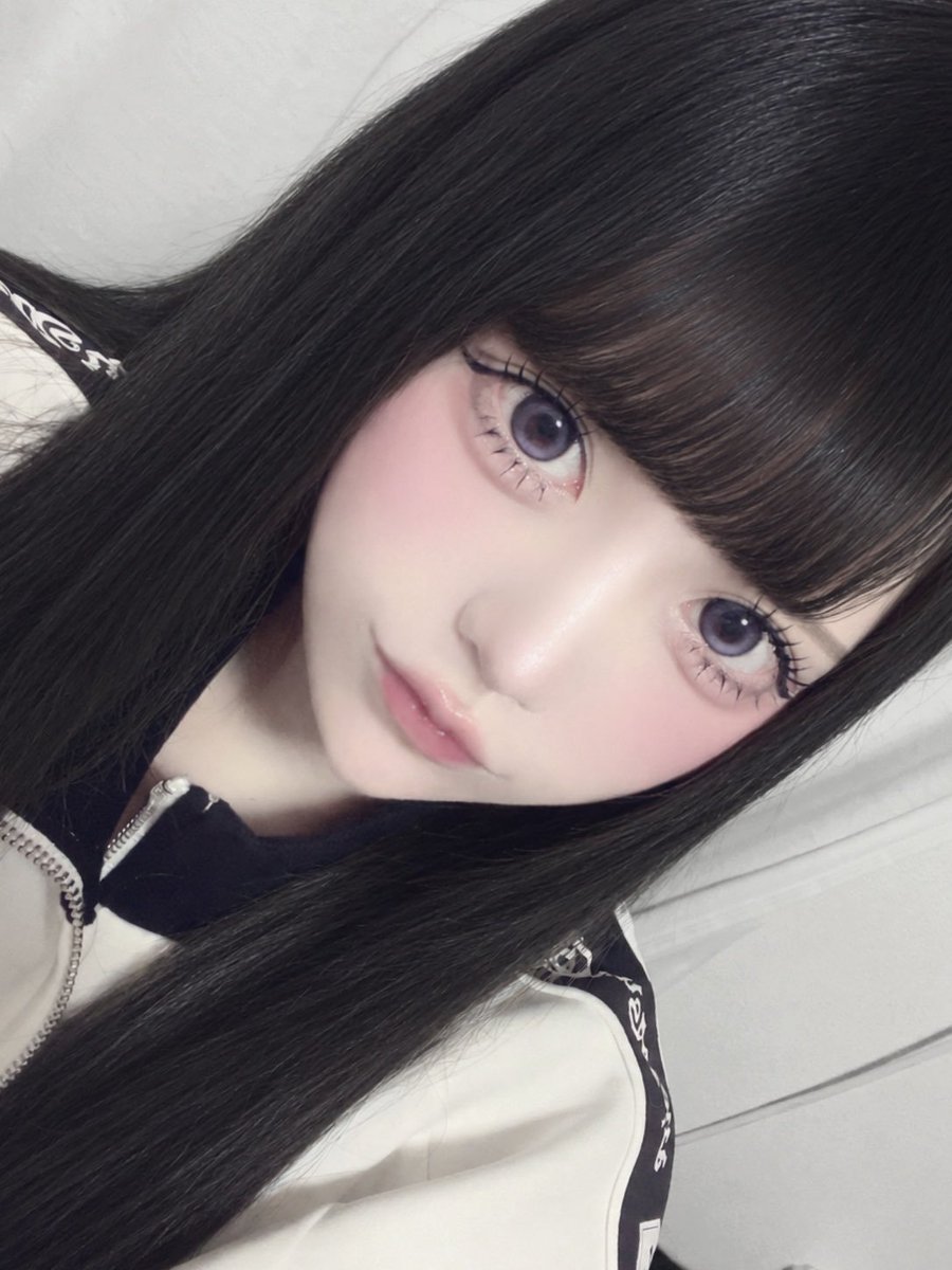 xqa5g's tweet photo. 黒髪したい https://t.co/ARi4SZ1Yw8