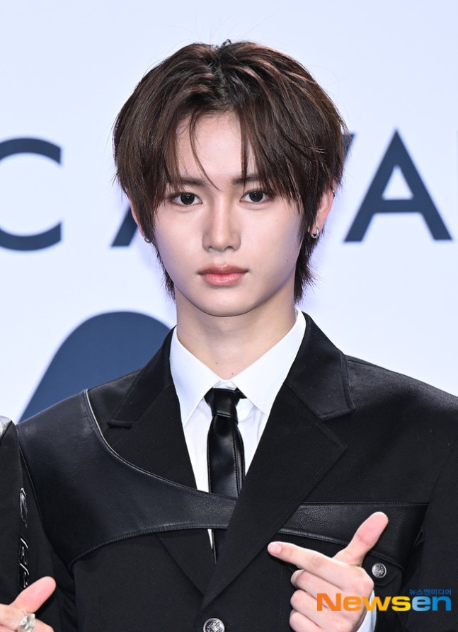 KVerselife's tweet photo. #ANXIN of #ALPHADRIVEONE at the Red Carpet on The Fact Music Awards 2026. 

#TMA2026 https://t.co/DU8ezl4Pm2