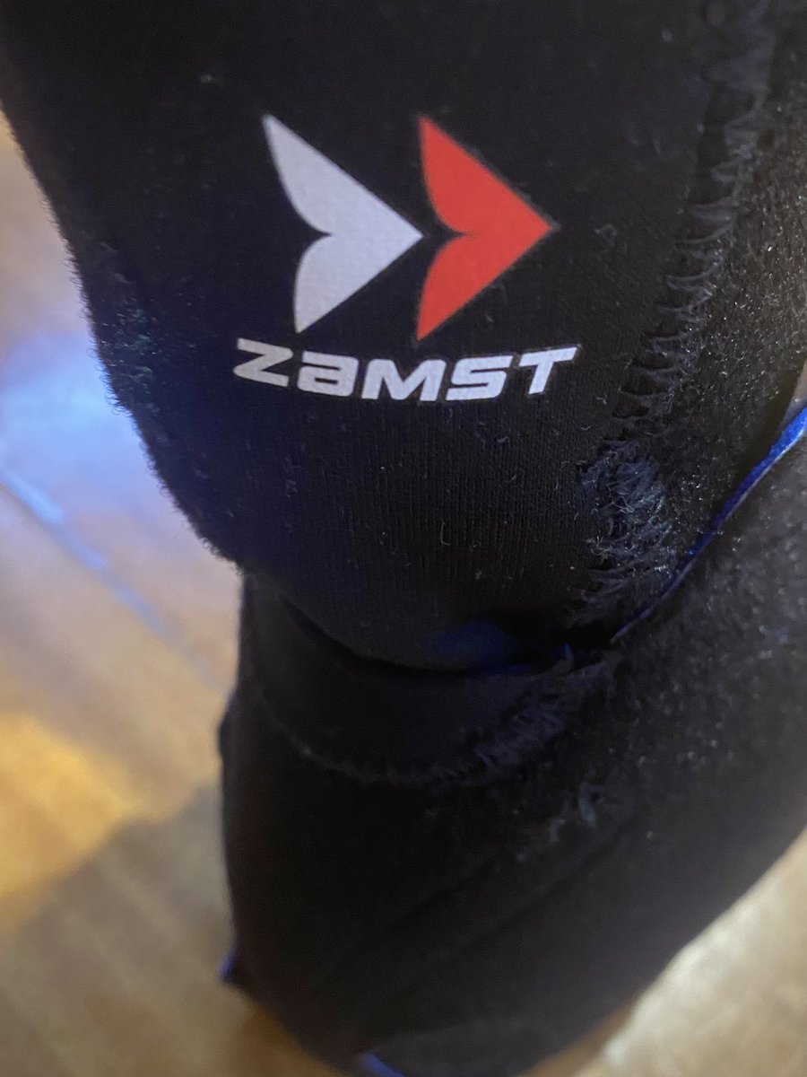 t_yatate's tweet photo. 足の装具で関節の痛みが酷くなったので、アキレス腱用のザムストに変更。中々良さそうなので、少し強度的に怖さがあるけど、今日から練習にも使用してみよ🏓💪

@visnova0301

#カロミル
#ワタナベ会計グループ
#アルムローン
#エノテカアリーチェ https://t.co/BpxLSc28pK