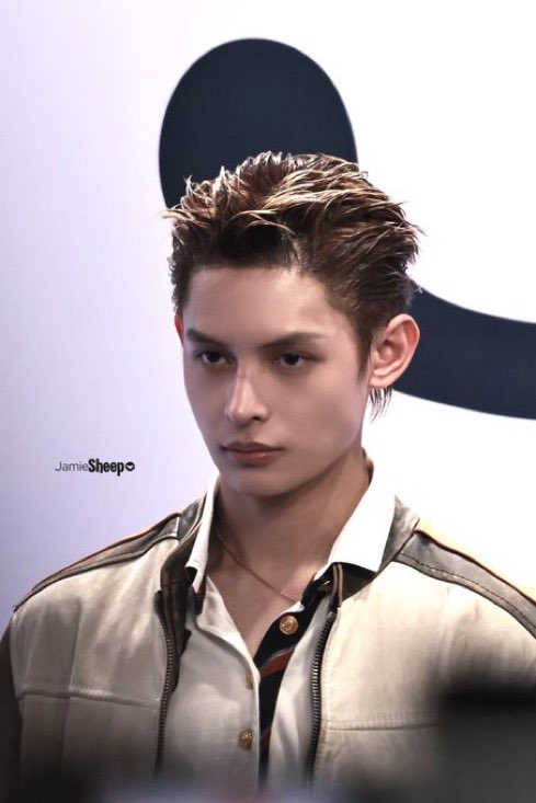 jamiemeoww's tweet photo. There is something incredibly charismatic about JAMES CHAO's handsome visuals. His JAMGENIUS creativity and IDEA BANK energy make that charisma even stronger.

JAMES EXISTS BEYOND ORDINARY

#JAMEStandsOut
#코르티스_TMA
#JAMES #제임스 https://t.co/ulvdB4ppmI