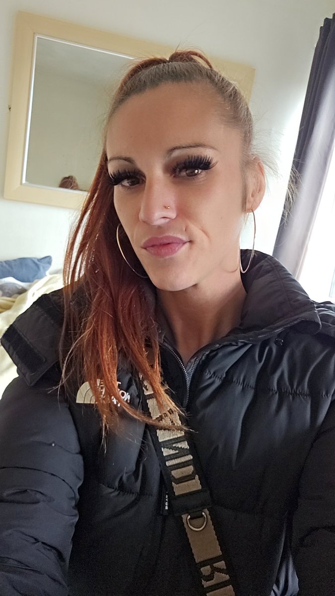 QueenNorth2026's tweet photo. Good morning findom 😘

You got my coffee ready ☕️ ☕️ 

https://t.co/0Cimb2lVAB 😘😘 https://t.co/aKbtwuWBec