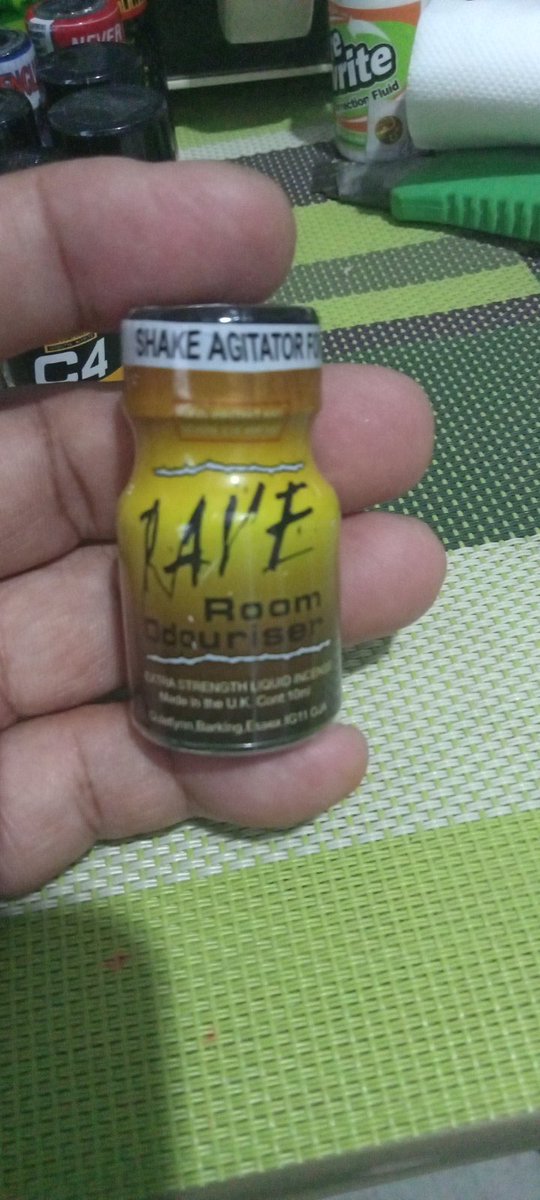 FelixOragon's tweet photo. Delivery ordered poppers aroma oil essentials to Bellevue Hotel Muntinlupa https://t.co/1S1iqIKlVr