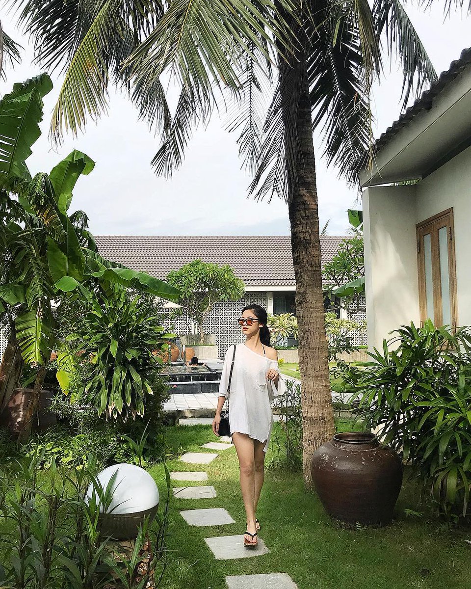 karol258741's tweet photo. Wassup 🌍 Just dropping by to say: the world is a better place with you in it—go shine today! 🦋
MvHYba https://t.co/rN6MRQacFe