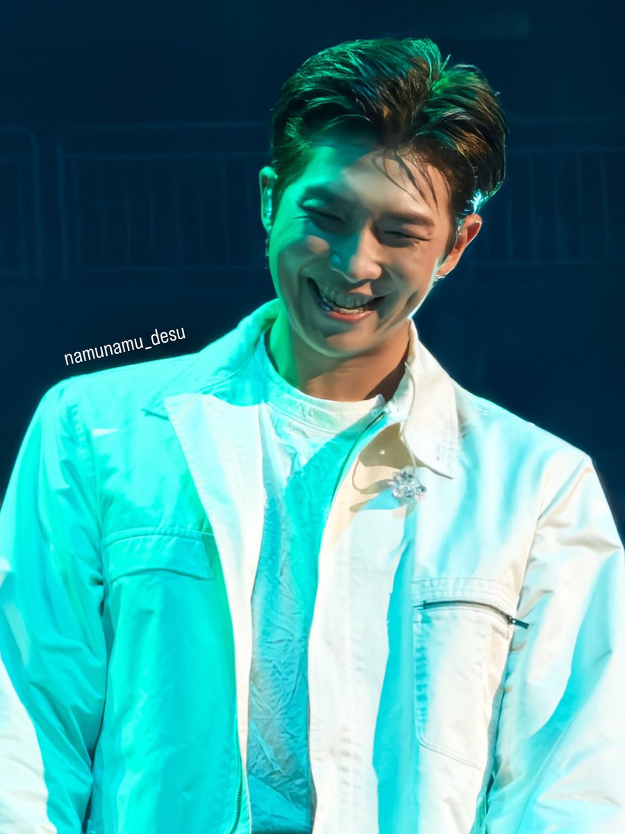 raplinehr's tweet photo. the dimples 😭 https://t.co/8SmvfzEbgq