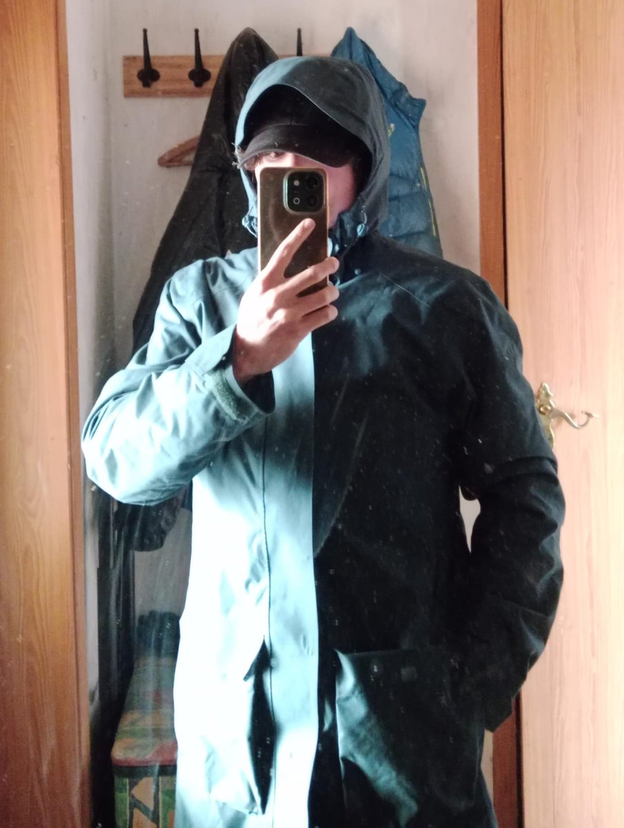 Knightly_Hist's tweet photo. Ready for my trip to London https://t.co/NkKObb1ADj