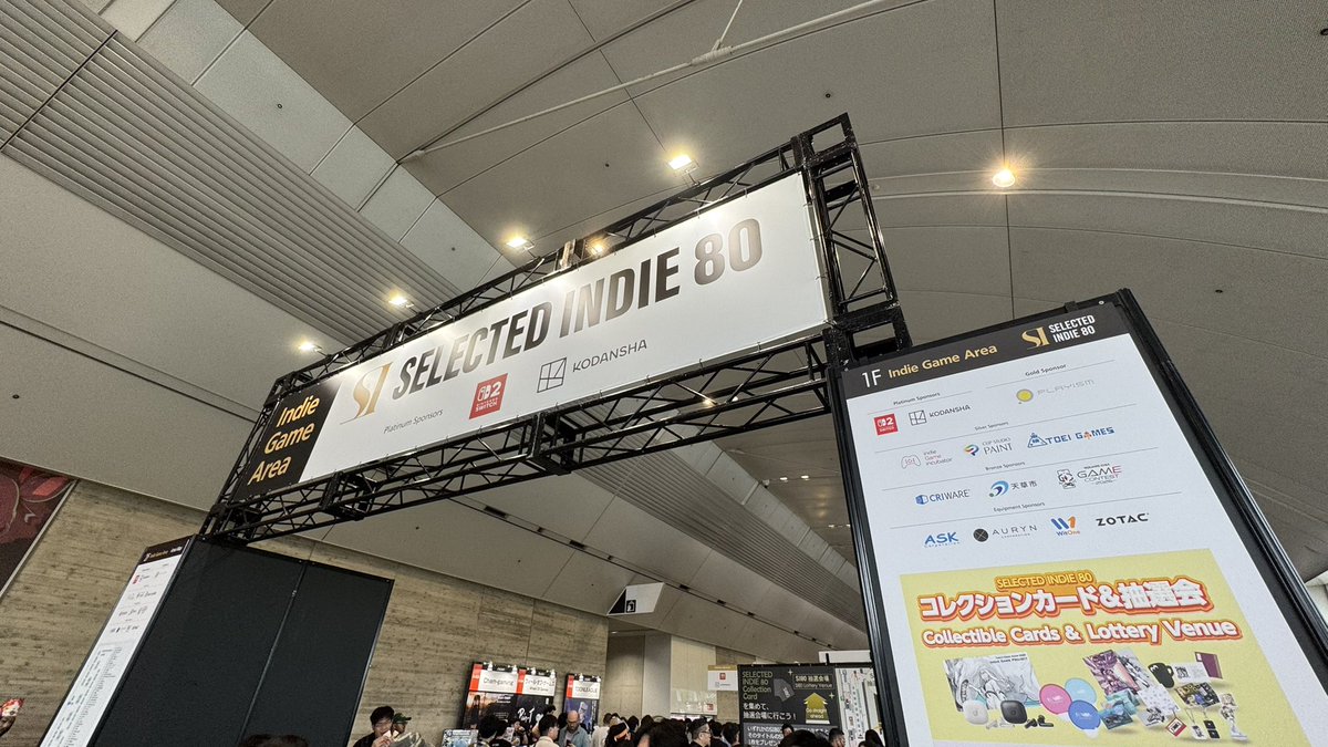 ma_taka's tweet photo. 幕張へ。

自分はハード周り中心に散策。
様々なメーカーの🎮や🕹️や⌨️観て満足。
🕹️のコンパクト系出さないかなぁ、
カスタムできたらなおさら。

数々のインディーゲームに羨ましくみて帰宅。

良きお土産を買って明日の準備。 https://t.co/HqEgmJwUSN