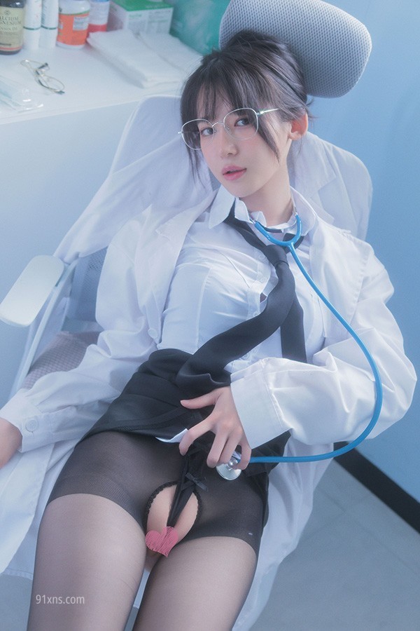 Elchin73122890's tweet photo. 学校护士 [219P+8V/735MB]

下载链接：https://t.co/bda3F0mZFG https://t.co/HeN9slQdJ6