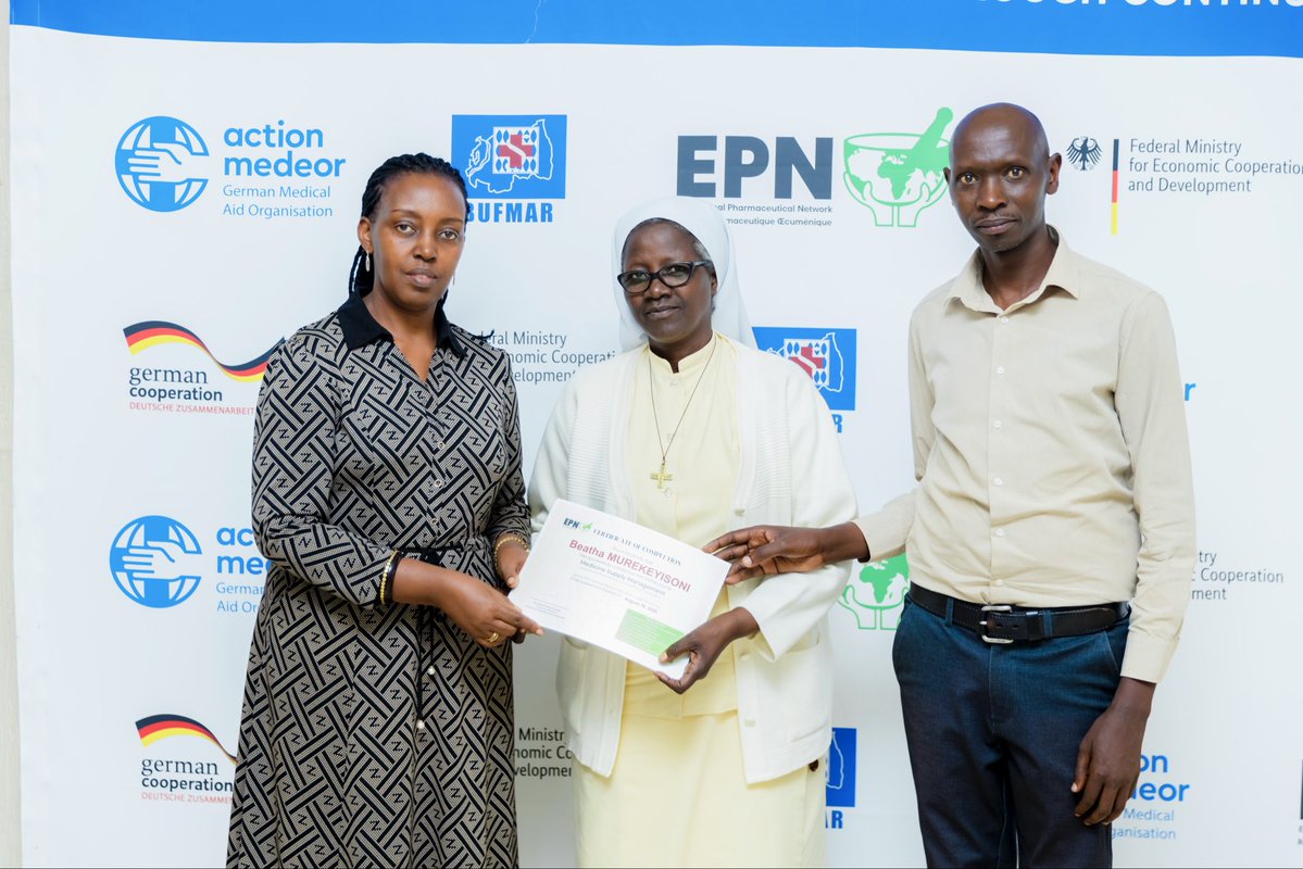 Bufmar_rw's tweet photo. The event brought together heads of 20 health facilities to receive computers donated by BUFMAR and certificates of completion for online pharmacy management courses under partnership  with EPN Impact project  . https://t.co/YF9Qu71aUh