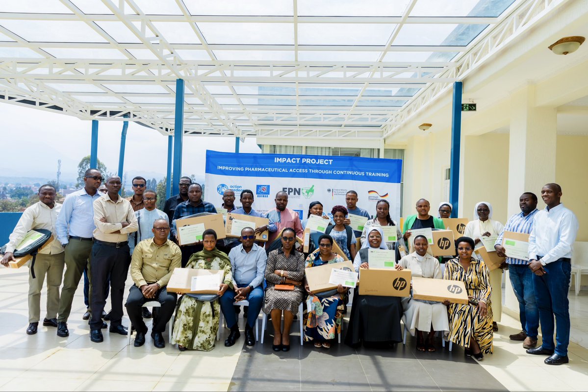 Bufmar_rw's tweet photo. The event brought together heads of 20 health facilities to receive computers donated by BUFMAR and certificates of completion for online pharmacy management courses under partnership  with EPN Impact project  . https://t.co/YF9Qu71aUh