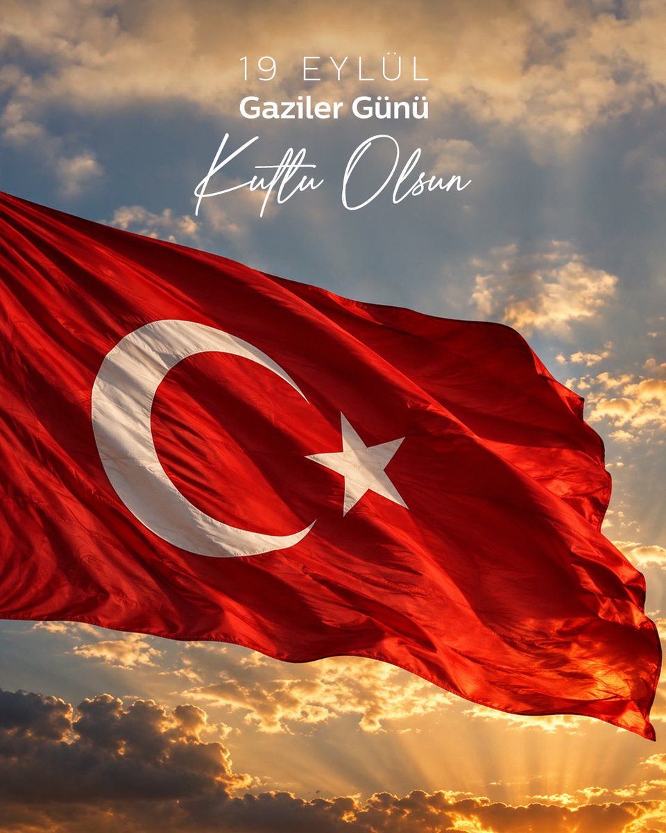 ebekirsahin's tweet photo. Vatanımız uğruna büyük fedakârlıklarda bulunan, bu topraklara bağımsızlığımızı ve huzurumuzu armağan eden tüm gazilerimize minnettarız.

Başta Gazi Mustafa Kemal Atatürk ve silah arkadaşları olmak üzere, ebediyete irtihal eden gazilerimizi rahmetle anıyor; hayatta olan gazilerimize sağlık ve şükranlarımı sunuyorum.

19 Eylül Gaziler Günü kutlu olsun. 🇹🇷