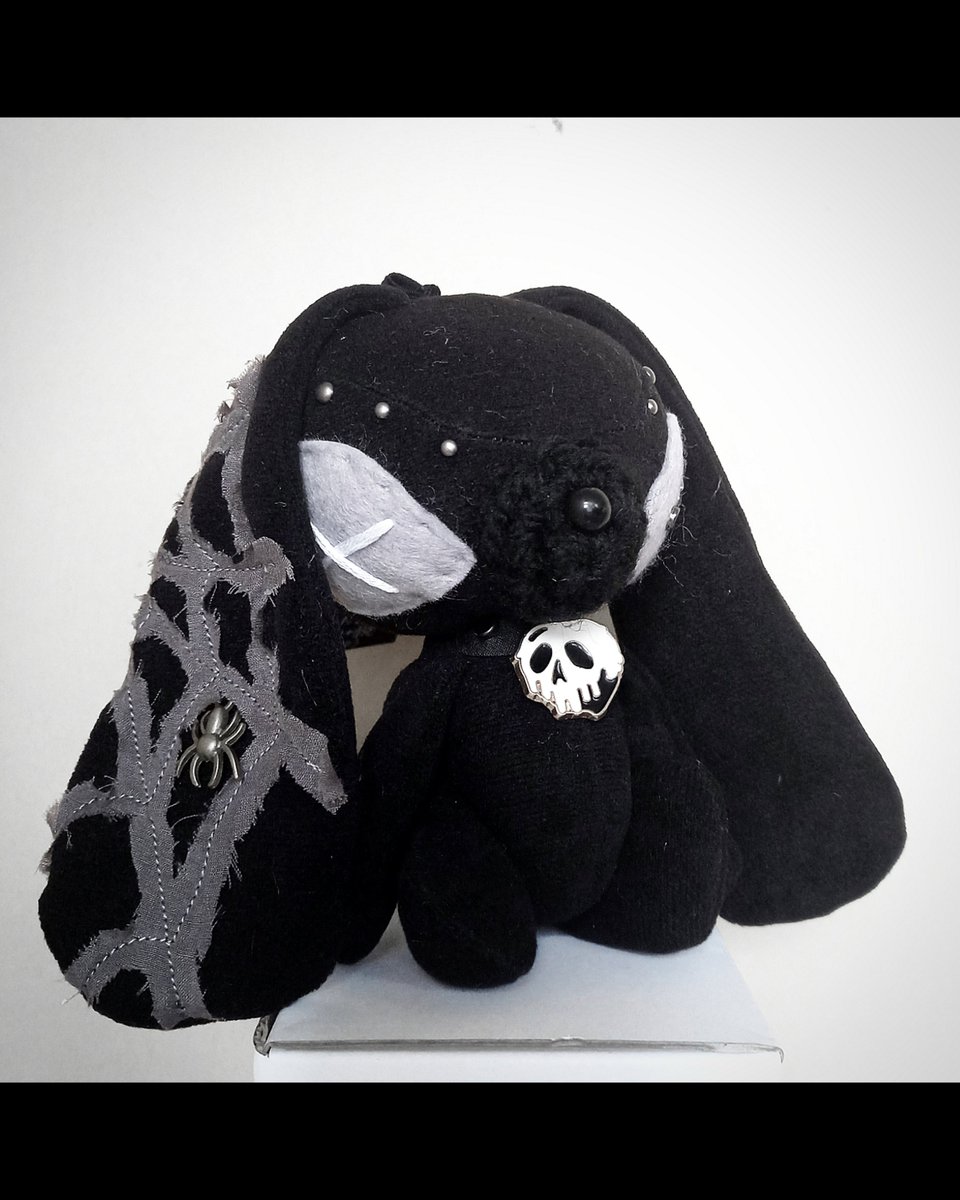 SEXPOT_TOKYO's tweet photo. ☠️✙Vanity jam新作入荷✙☠️

【スパイダーネット Soppy】

ドクロのチョーカーとスパイダーネットでお洒落したSoppyたち🖤💜
TOKYO店でお預かり中✦

持ち歩きサイズ 各税込￥5,500

#セクポ
#SEXPOTTOKYO
#vanityjam
お迎え希望の方はTOKYO店or公式LINEまで✓ https://t.co/gfSRezdOJ1