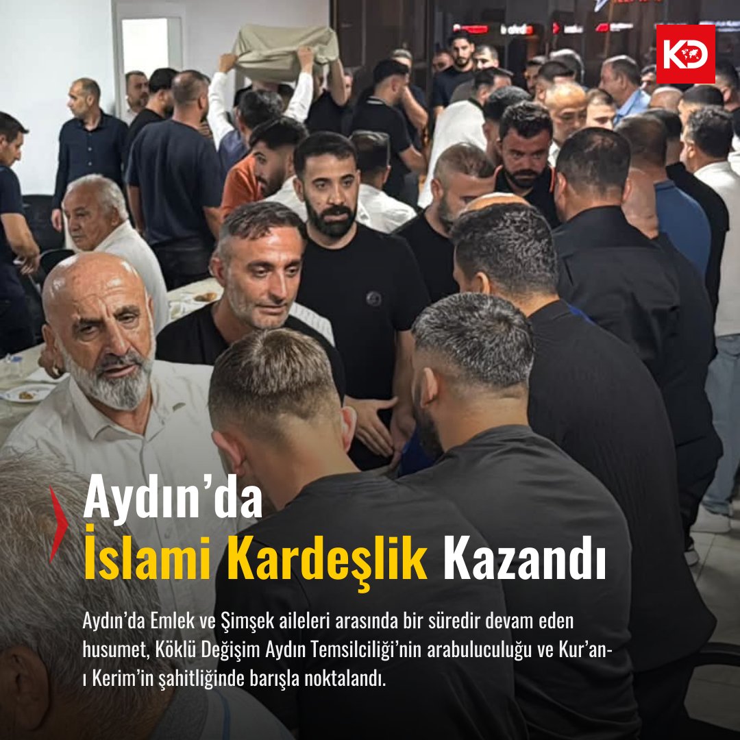 KokluDegisim's tweet photo. Husumet Kur’an-ı Kerim Altında Son Buldu: Aydın’da İslami #Kardeşlik Kazandı

📌Toplumsal huzuru ve M��slümanlar arasındaki kardeşliği tesis etme gayretleri meyvesini vermeye devam ediyor. #Aydın’da Emlek ve Şimşek aileleri arasında bir süredir devam eden husumet, Köklü Değişim Aydın Temsilciliği’nin arabuluculuğu ve Kur’an-ı Kerim’in şahitliğinde barışla noktalandı.