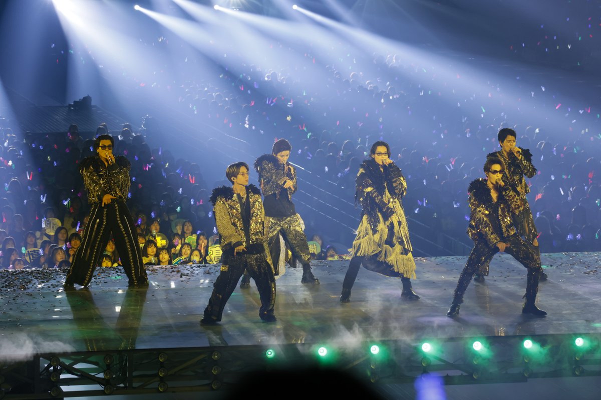 jpop_music_x's tweet photo. 🔥 本日は「#MILESixTONES」！

【東京】味の素スタジアム
📅 9月19日(土)
⏰ 17:30 開演 ✨

SixTONESと過ごす特別な日が、ついにやってきました🖤
一緒に忘れられない思い出を作りましょう！ 🙌

▼ ライブ情報
https://t.co/tid4kFY3AA

#SixTONES
#SixTONES_MILESixTONES https://t.co/OOfNl2N8eB