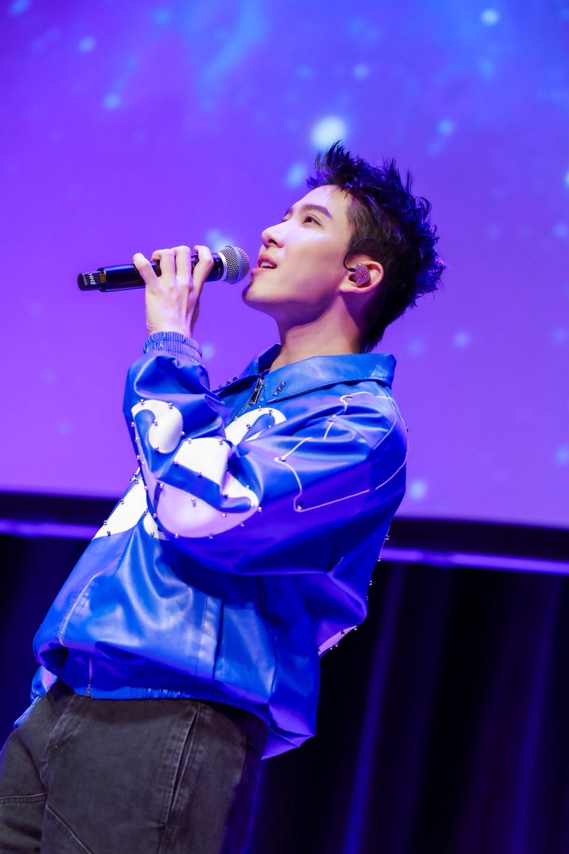GMMTV's tweet photo. #GMMTVFANDAY34INSYDNEY
#FirstKhaotungXFanday34inSYDNEY
#GMMTV https://t.co/6yxVWCpdrN