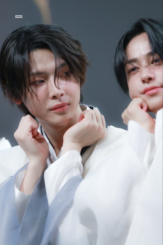 whereisneru's tweet photo. 첨에 잘못하고 있다가 볼찌빵마스터 보고 배움 ㄱㅇㅇ…. https://t.co/ioVGoWoKrI