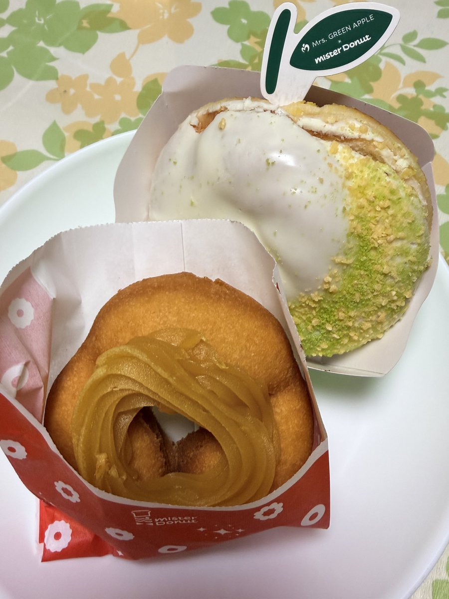 chocorinrin9's tweet photo. 今朝体重計に乗ったら、ダイエット開始からマイナス7kgに🙌

調子に乗っておやつを買ってしまい…
あれは
( ﾟдﾟ)__♭" ﾏﾎﾞﾛｼ−
になるかも…🤣🤣🤣

美味しく食べたし、シェアして食べたからセーフかしら😏 https://t.co/feoHokRYGP