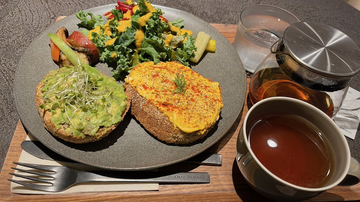 maasastrip's tweet photo. カフェでご飯食べてこれから初音ちゃんを見に行く！ https://t.co/3qDyRC1cet
