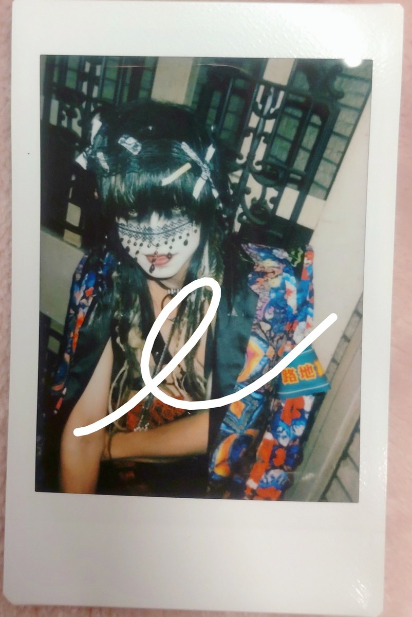 kienai__'s tweet photo. 夜光蟲 八雲 さんのチェキを
タイゾ さんに 
交換して下さる方を探しています

過去チェキで引いたので時期不明
タイゾ さんであれば時期不問です

お気軽にお声がけください
よろしくお願いします https://t.co/NyHLAa2Q5w