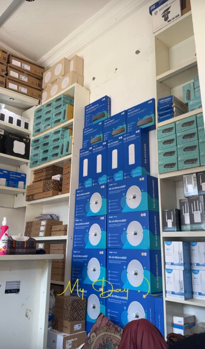 AMBATPROSOLUTIO's tweet photo. 🚨🛜NEW STOCKS AVAILABLE
We are now doing payment💰 on delivery🚛 of our PRODUCTS and SERVICES in 📍ABUJA &amp; KANO
We serve you the CHEAPEST, BEST, FASTEST, &amp; UNLIMITED INTERNET ACCESS.
Have MORETHAN 300+Pcs
📍: ABUJA,LAGOS,KADUNA,KANO
☎️ : +2347065098900

#ambatprosolutionsltd https://t.co/O3baO7w4XP