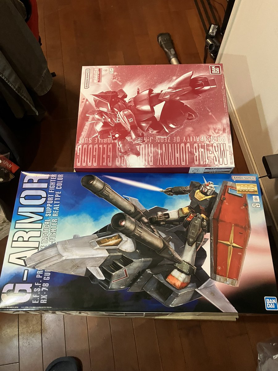 deadrockcity's tweet photo. プレバンからでっかい箱来てたので、開けたら大物キットだった件。🤗 https://t.co/hi6SSb9gFx