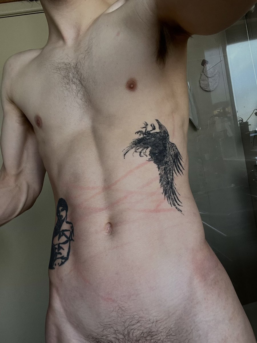 AngelLust0's tweet photo. Don’t be shy - leave more marks on me 😇 https://t.co/JThhRdQ0xX