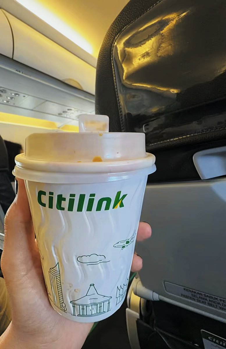 Keyla_Monay's tweet photo. BATAM ✈️ https://t.co/mtkgsoK06L