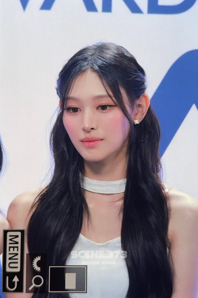 SCENE_373's tweet photo. 260919 TMA

#리센느 #RESCENE #リセンヌ
#미나미 #MINAMI #ミナミ https://t.co/c21zXpQdSB