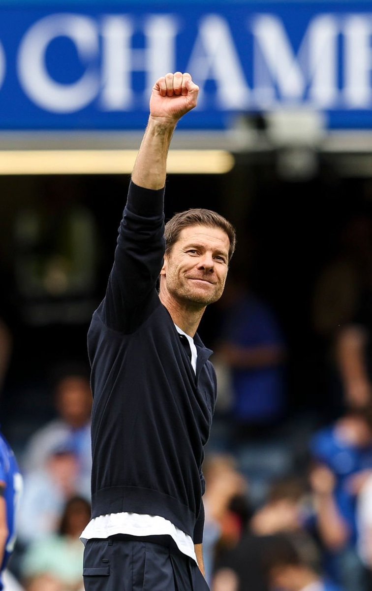 Humphrey_Pato's tweet photo. So many Chelsea fans are certain not to trust the process anymore. Many are already saying Xabi Alonso is not the man for the project.

Let me tell you something: you know nothing about football.

If you’re expecting Chelsea to start bringing in quick results, if you’re expecting Chelsea to start winning every game with the type of defence we have, then you know nothing about football. Moments like this are meant to happen. We all should be expecting moments like this this season.

And it won’t take long. It will take one, two, three months. This phase we are expecting for the first three months into the season is a normal thing. Every big club that is rebuilding experiences it.

Liverpool did. Chelsea did under Conte. When we had a terrible season before he came in, we had terrible moments like this. More, more, more terrible moments.

This is Xabi Alonso’s first season for Chelsea, and we agreed. Even the Chelsea hierarchy agreed that he needs time to build a team. And that time is going to take one to two years to build his team.

Yes, we all want quick results, but if we really want to be like Barcelona, Bayern Munich, Arsenal, with consistent results, we have to give our manager time.

We all saw how Mikel Arteta’s first two, three seasons for Arsenal were. It was chaotic, unacceptable. But the fans stood with him, the board stood with him, and gave him a chance.

Let me tell you something: this is Xabi Alonso’s first five games of the season, and so far it’s not even that bad as you guys are painting it.

Jürgen Klopp’s first five Premier League games for Liverpool in his first season, he had only two wins in five games and three draws. Xabi Alonso also had two losses, one draw, two wins.

But you guys need to understand: this is a gradual process.

We all saw how Jürgen Klopp built Liverpool from nothing to something and turned them into competitors.

Xabi Alonso is also rebuilding. We finished 10th last season. We all saw how Chelsea were bad last season. We didn’t have an identity. This season Chelsea have an identity and we are trying to implement it.

Shout out to Jordan Henderson for being outstanding yesterday. He showed us something that we have been missing. For years I have not seen any Chelsea midfielder whip crosses the way he did it, with that stress. He was whipping crosses, accurate crosses. Just that we didn’t have the players, the striker, to convert those chances.

The point is, I know that once Moises Caicedo comes back from injury, Xabi Alonso will start pairing Moises Caicedo with Henderson. Marco Palestra comes back to full fitness, and from now till the next three weeks, Xabi Alonso will find a way to turn things around.

If you’re not ready to ride the boat with us, you can as well change to a new club that will give you results.

As for me, I trust the process and I’m sticking to it.