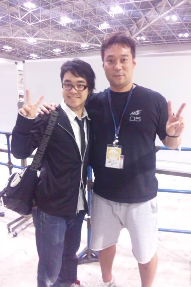 3monthMatsune's tweet photo. 久しぶりのポストを過去の写メ会という流行りに乗らせていただきます。
まさかの最古がtgskさんなのはさておき、当時の端末のクソザコ機能で推しの二人が不鮮明なのは今思えばよく耐えれてたな、若い自分。←←← https://t.co/rO3HIjn5Bq