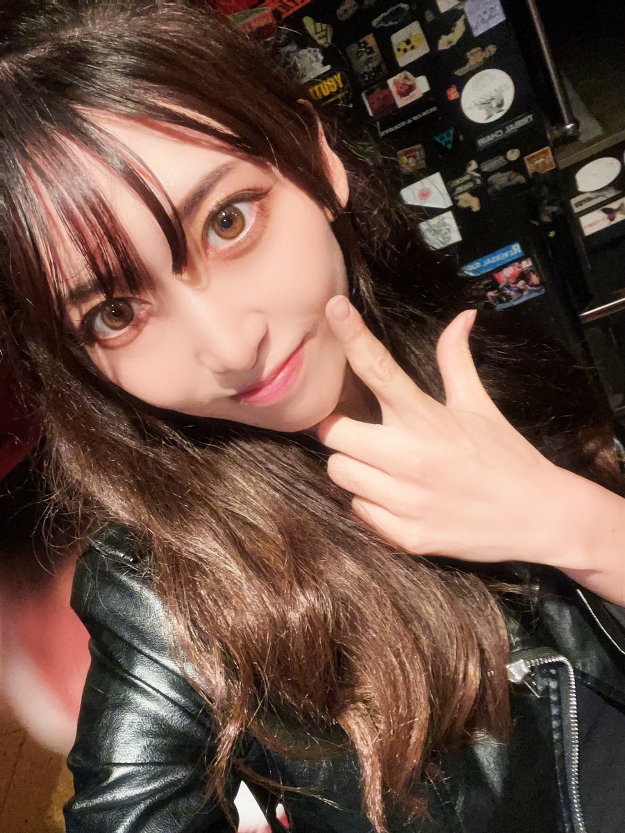 JJ__TSUBASA's tweet photo. 栃木ありがとうございました🍓
初遠征❕同じく遠征で駆けつけてくれた人も、栃木の皆さんにも会えて本当に嬉しかったです🙌
またJJも遠征行きたいな...💫
次回は明日20日、渋谷にてライブです❕
よろしくお願いします🕊️
 #JiggyJade https://t.co/hDVBm46gyp