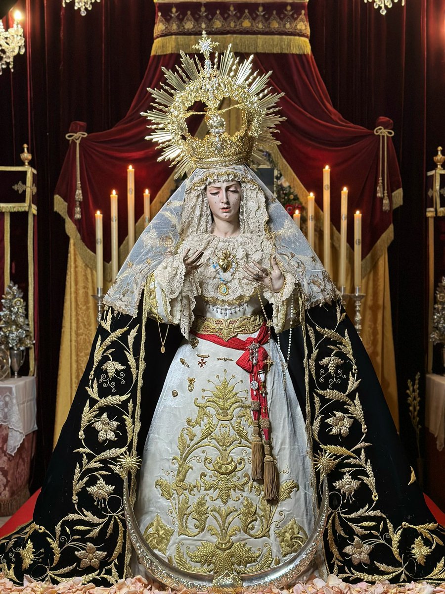 VeraCruzAriscal's tweet photo. 𝗕𝗘𝗦𝗔𝗠𝗔𝗡𝗢 𝗬 𝗔𝗖𝗧𝗢 𝗥𝗘𝗩𝗘𝗥𝗘𝗡𝗖𝗜𝗔𝗟 |

María Santísima de los Dolores ya se encuentra en el trascoro de la Parroquia para de devoto Besamano y Acto Reverencial. https://t.co/kqkBov9af9