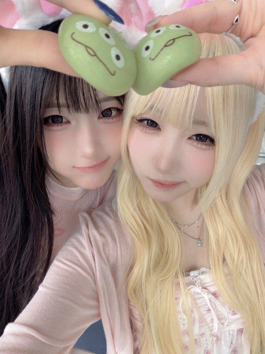 sa2m2nam3's tweet photo. #SAY_MEI

ディズニーデート💭🎀

#메이 #MEI #メイ
#SAYMYNAME #세이마이네임 #SMN #セマネ https://t.co/OGXU6UcI6s